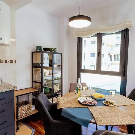 In With A Pool And 250 Meters Away Apartment *